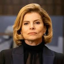 Morte de Odete Roitman (Debora Bloch) em #ValeTudo está prevista para  ocorrer no dia 6 de outubro. Em 1988, Leila (Cássia Kis) foi a assassina da  vilã, confundindo-a com Maria de Fátima (