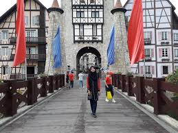 With a stay at colmar tropicale in bukit tinggi, you'll be connected to the convention center, and 18.3 mi (29.4 km) from genting skyway and 23.7 mi (38.2 km) from genting highlands theme. 2 Days 1 Night In Colmar Tropicale Berjaya Hills Bukit Tinggi