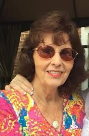 Hello crafty friends. This picture is my oldest sister