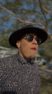 Jonny Bravo (@jonnydifferentnow) • Instagram photos and videos