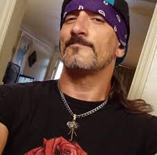 How to use gundam real touch markers for shading?