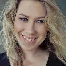 Susan Roderick's Instagram, Twitter & Facebook