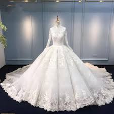 Beli baju pengantin online berkualitas dengan harga murah terbaru 2021 di tokopedia! 5 Gaya Baju Pengantin Muslimah Yang Style Dan Menawan Nikahsatu