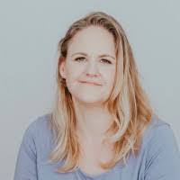 Francesca Parker's Instagram, Twitter & Facebook