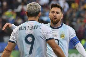 Familia segundo hijo de leonel del castillo y adriana agüero. Duet Messi Aguero Di Barcelona Bisa Cetak 60 Gol Semusim Halaman All Kompas Com