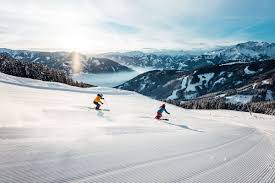 The town is a tourist destination known as zell am. Zell Am See Kaprun Alps At Their Very Best World Chinadaily Com Cn