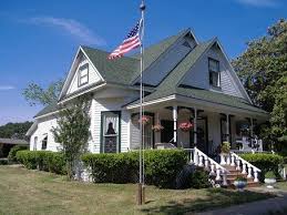 Historic Rural Homes For Sale In Houston Texas 1877 Victorian On 29 Lush Acres In East Texas Historic Homes For Sale Country Homes For Sale Historic Homes