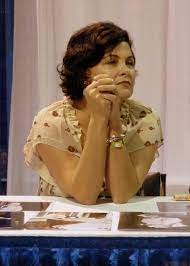 Sherilyn Fenn Wikipedia A Enciclopedia Livre