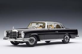 I have a 68 mercedes 280se. Autoart 1 18 Scale Mercedes Benz 280se Coupe 1968 Black Eztoys Diecast Models And Collectibles