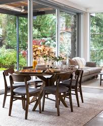 Country with elegance with this round glass top dining table surrounded by white slipcovered dining chairs topped with. Small Oval Glass Dining Table Off 67