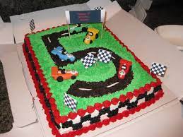A large size lightning mcqueen cake would be difficult to work upon but the final results would be amazing. Car Cake Ideas For Birthday
