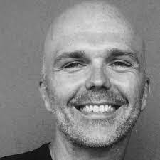 Derrick Bingham's Instagram, Twitter & Facebook