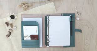 a5扣式活頁手帳本 記事本 附筆插 書籤 植鞣革可烙印 10字 original by k m 手作鞄製作坊 筆記本 手帳 pinkoi office supplies