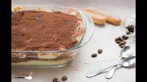 A domenica in, iginio massari è stato ospite tramite il web dalla regina della domenica, mara venier, iginio massari ci ha resi partecipi e ci ha allietato il pomeriggio con la sua video ricetta del tiramisù, a farla non è stato lui ma la figlia debora massari, hanno preparato un classico dei dessert. Tiramisu Classico Alla Nutella Tiramisu It Youtube