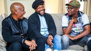 Ndlozi captured laughing next to Malema following calls for him to leave  the 'cult' of EFF