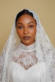 Maintaining emotional detachment in relationships