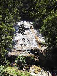 Air terjun (curug) merupakan wisata favorib bagi semua kalangan, berikut kami ulas wisata air terjun di jogja yang lengkap dan akurat. Air Terjun Sofea Jane Lawa Gila11 Image
