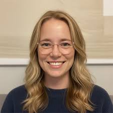 Legat ⇒ Efterkommere i lige linie efter J. og M. Gluckstadt og Eva Wenger  fra Hans og Nelly Dellheims Mindelegat