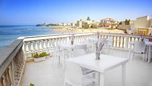 Affittare senza spese con iha casa punta secca. A Punta Secca Alla Scoperta Della Casa Di Montalbano Siviaggia