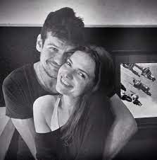 Sandu ≈ alexandru pârvulescu, în filmul legături bolnăvicioase. Cum Arata Tudor Chirila La 2 Saptamani Dupa Ce Doctorii I Au Dat Cea Mai Proasta Veste Juratul De La Vocea Romaniei Urmeaza Sa