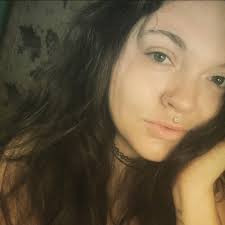 Suspicious Car Spotted in Spring Hill Neighborhood, Stealing Packages