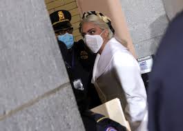 Joining gaga and lopez at the inauguration, andrea hall, a career firefighter, will lead in the pledge of allegiance, while the first national youth poet laureate, amanda. Photo Lady Gaga Arrives At The Capitol