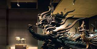 Lighting Your Artwork Successfully What You Need To Know Deep Discount Lighting Artwork Lighting Light Sculpture Discount Lighting