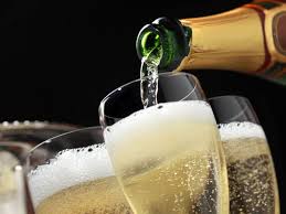 The 15 Champagnes To Drink If You Want To Be A Real Expert Sparkling Wine Good Cheap Champagne Cheap Champagne