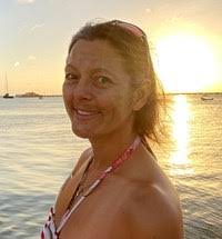 Mona Landry's Instagram, Twitter & Facebook