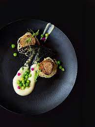 At age 14, in poverty and famine, a malawian boy built a windmill to power his family's home. 40 Artistic Food Presentation Ideas Food Presentation Food Food Plating