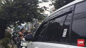 Cara Menghilangkan Jamur Kaca Mobil