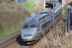 Une grève reconductible se dessine à la sncf à partir du 5 décembre, date de la. Greve A La Sncf Nouvelle Journee Noire Mardi Pour Les Tgv Entre Paris Bordeaux Et La Bretagne Actu Paris