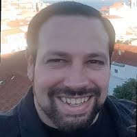 Tracy Halsey's Instagram, Twitter & Facebook