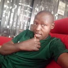 What could be the reason for steering vibration at speeds above 100 km?