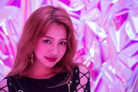 Queen Z Girls Kpop Wiki Fandom Queen Girl Korean Bands