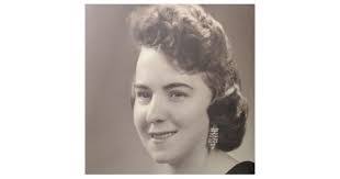 Annette Labrie's Instagram, Twitter & Facebook