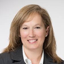 Elizabeth Manzo's Instagram, Twitter & Facebook