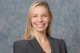 Dr. Laura Stephens Receives 2021 '40 Under 40' Award