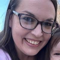 Kristen Muldoon's Instagram, Twitter & Facebook