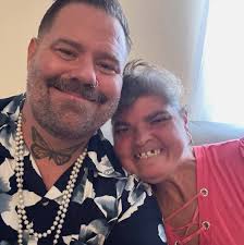 Anybody goes to planet fitness? What you guys think about that gym