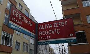 Boşnak D&uuml;nyası - Yıldırım Mahallesi'nde "cuma pazarı yolu" olarak bilinen  Kutlu Caddesi'nin ismi "Aliya İzzet Begovi&ccedil; Caddesi" olarak değiştirildi.  Bu kararından &ouml;t&uuml;r&uuml; Bayrampaşa Belediyesi'ne teşekk&uuml;r ederiz... | Facebook