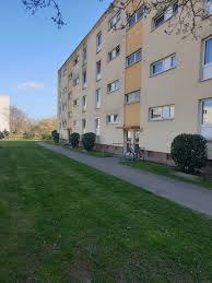 Die wohnung befindet sich im. 4 Zimmer Wohnung Zum Verkauf Jutlandring 182 24109 Kiel Mettenhof Mapio Net