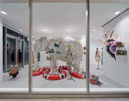 gucci 日本店中店再度开幕 这次他们建造了一个 柔情花园 理想生活实验室 store design interior dover street market gucci store