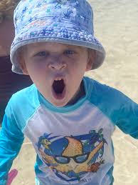 Hello! Can you golf at edgewater without staying there?