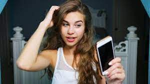 What to text a girl to make her want you - Legit.ng
