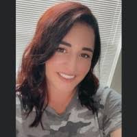 Ashley Swartz's Instagram, Twitter & Facebook