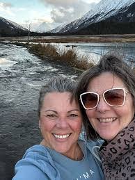 Lloyd Hartshorn's Instagram, Twitter & Facebook