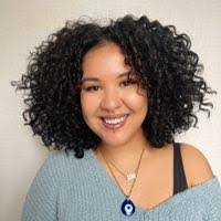 Laura Ream's Instagram, Twitter & Facebook