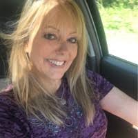 Lisa Pendry's Instagram, Twitter & Facebook