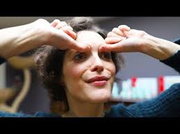 Le Secret Pour Eliminer La Ride Du Lion Avec Le Yoga Du Visage Youtube Face Yoga Yoga Youtube Face